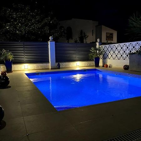 Jolie Maison Avec Sa Piscine Privee Wifi Empuriabrava Buitenkant foto